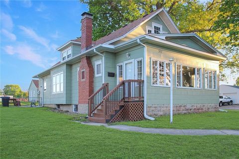 Photo of 511 W 22nd Street, Higginsville, MO 64037 (MLS # 2615582)