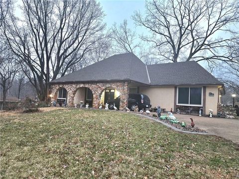 3405 S Crysler Avenue Independence MO 64055