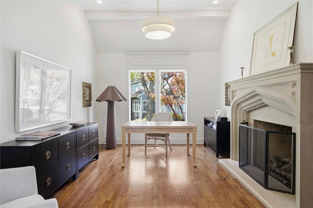 4245 W 124th Terrace