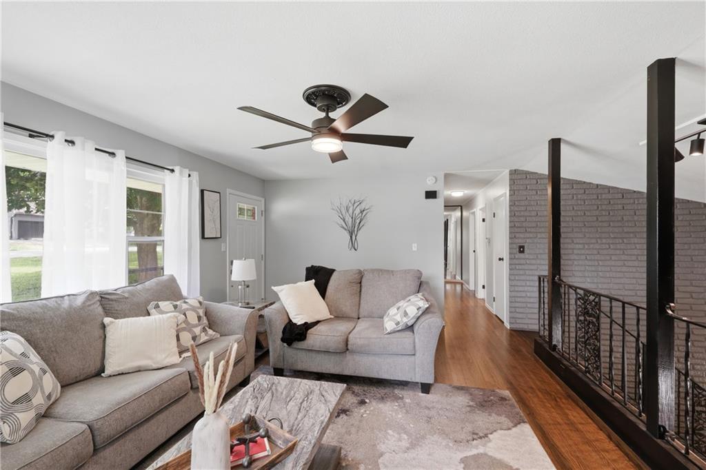 1415 W 25th Street S