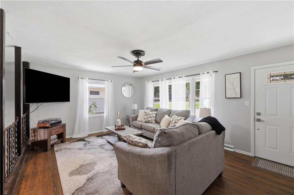 1415 W 25th Street S