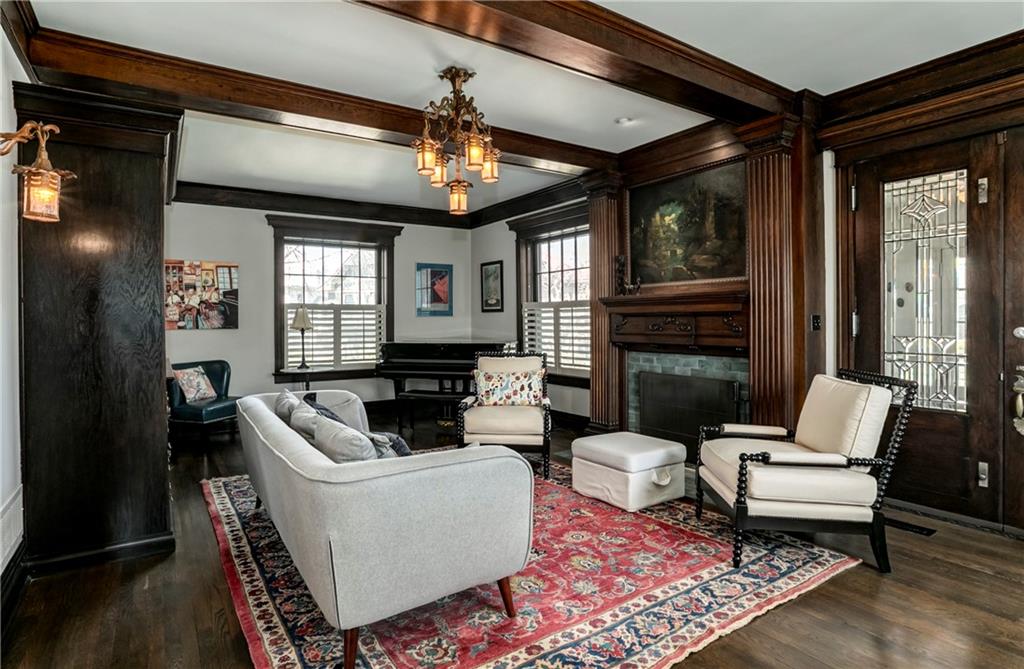 3820 CAMPBELL Street