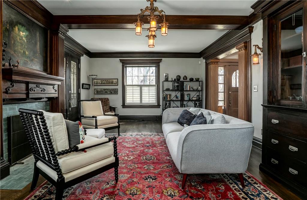 3820 CAMPBELL Street