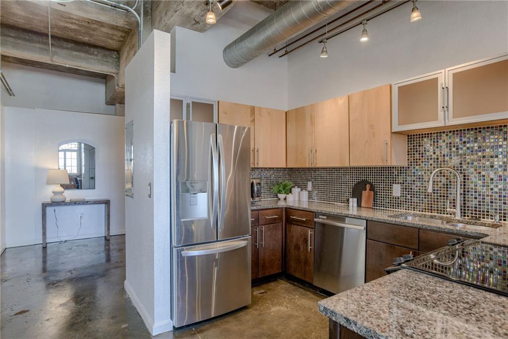 321 W 7th Street 306