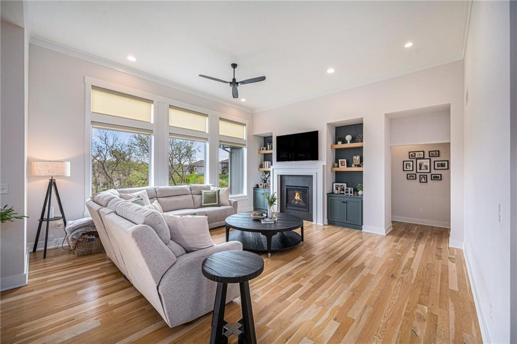 5626 Thousand Oaks Drive