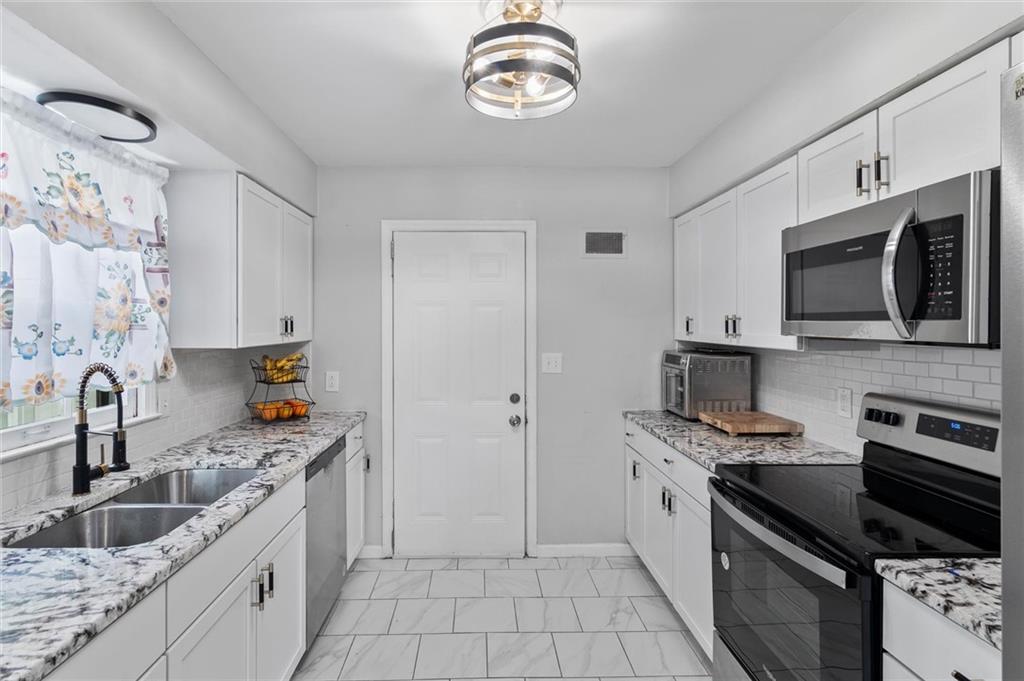 10538 Cleveland Avenue