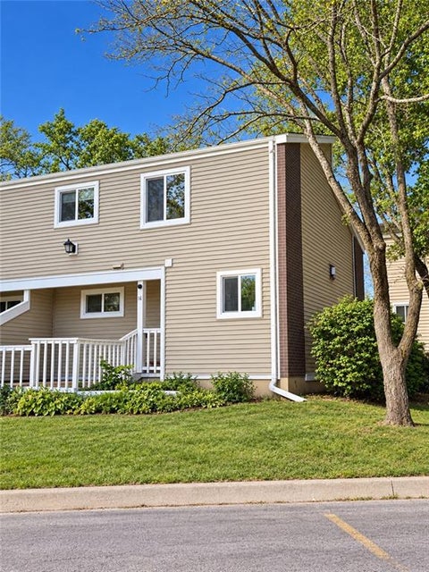 Photo of 255 N Michigan Street #4, Lawrence, KS 66044 (MLS # 2647167)