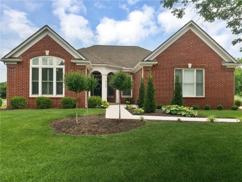 Photo of 14509 Howe Drive, Leawood, KS 66224 (MLS # 2624203)
