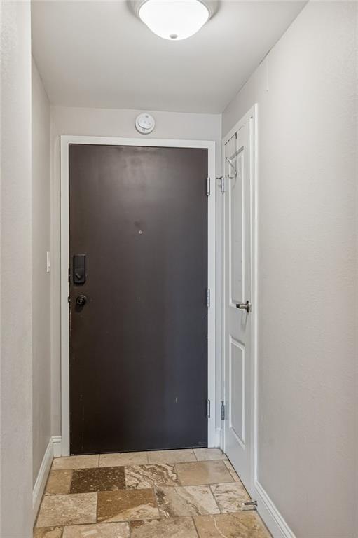 700 E 8th Street 16B