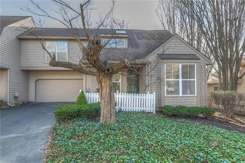 4016 W 79th Street Prairie Village KS 66208