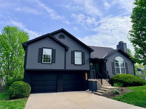 2142 SE 6TH Terrace Lee's Summit MO 64063