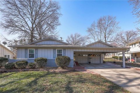 3918 S Hocker Avenue, Independence, MO 64055 - #: 2530805