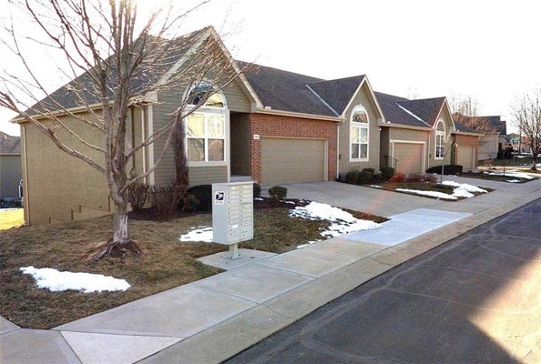 15621 W 61ST ST, SHAWNEE, KS 66217 - Image a63b583e07b7bb2af71818f4c66c13e2/3576162122