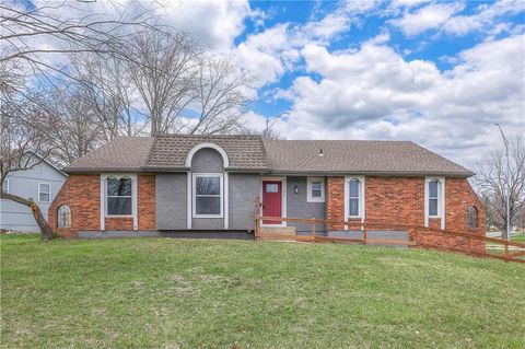 102 London Way, Belton, MO 64012 - #: 2537751