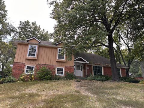 2301 W 103rd Street Leawood KS 66206