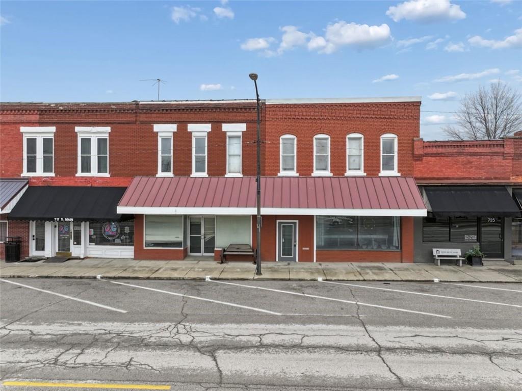 723 S Main Street