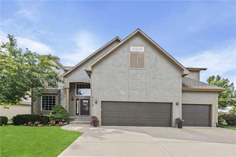 Photo of 21719 W 99th Terrace, Lenexa, KS 66220 (MLS # 2635678)