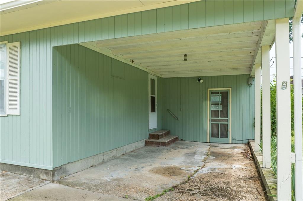 2707 Tomahawk Road