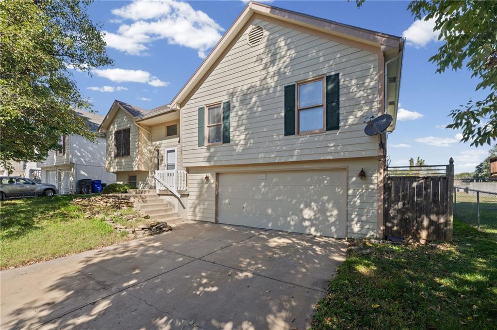 1558 W Mulberry Street