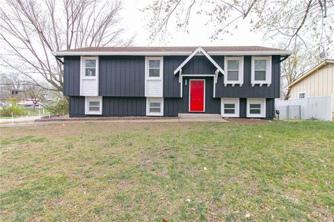 956 Ridge Drive Warrensburg MO 64093