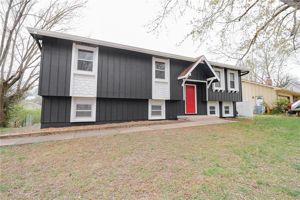 956 Ridge Drive