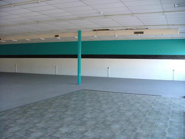 St Joseph, Missouri 64505, United States, ,1 BathroomBathrooms,Commercial,Active,75502