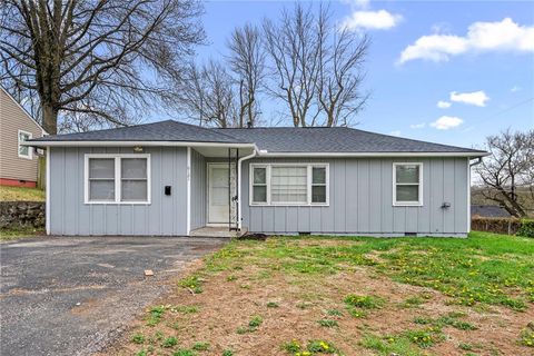 6121 Cleveland Avenue, Kansas City, KS 66104 - MLS#: 2612754