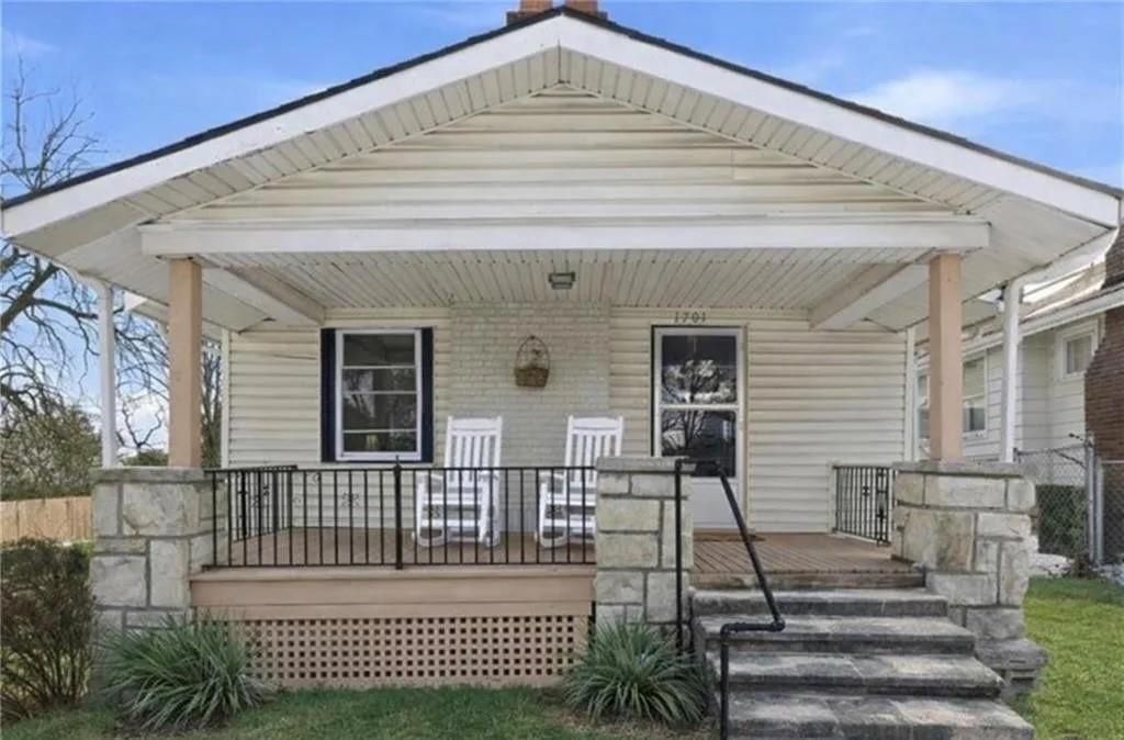 Photo of 1701 Cleveland Avenue, Kansas City, KS 66104 (MLS # 2618763)