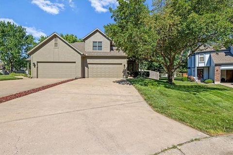 9036 W 121st Terrace Overland Park KS 66213