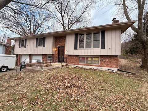 1018 S 21st Terrace Leavenworth KS 66048