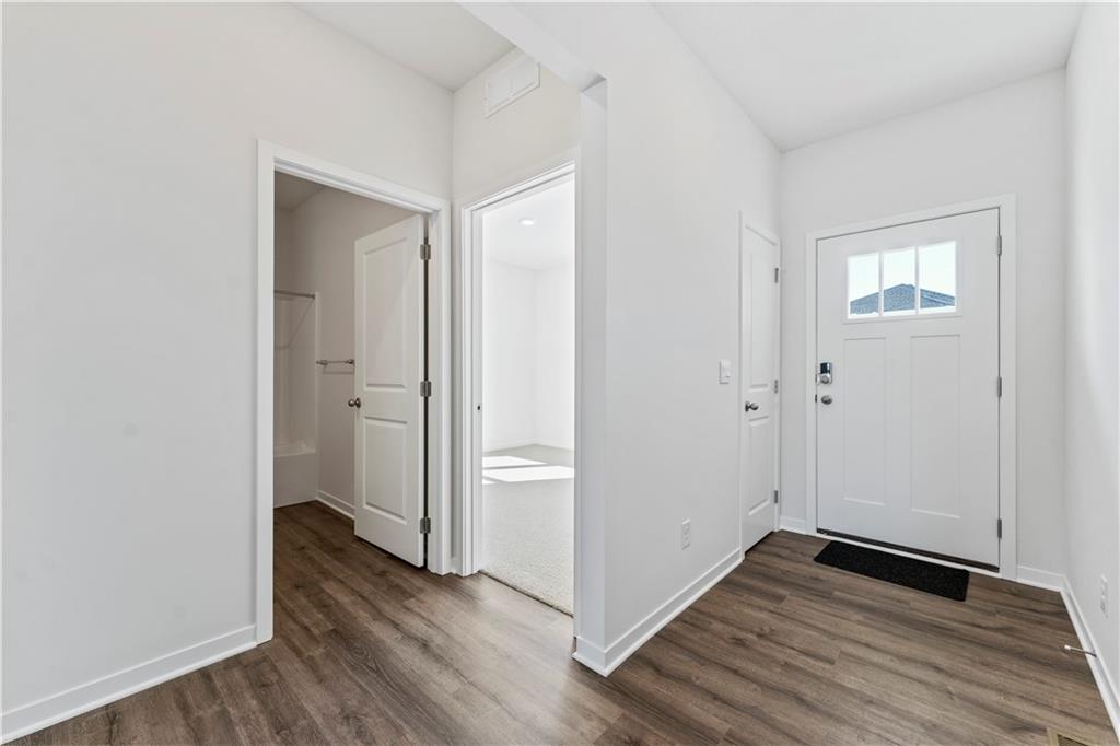 2210 Creek View Lane