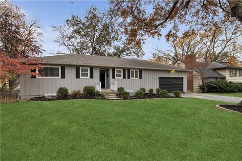 4121 W 54th Terrace Roeland Park KS 66205