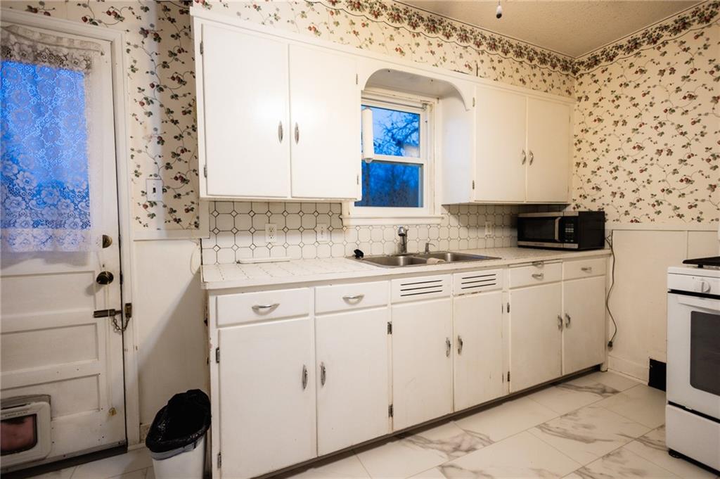 St Joseph, Missouri 64507, United States, 2 Bedrooms Bedrooms, ,1 BathroomBathrooms,Residential,Active,256303