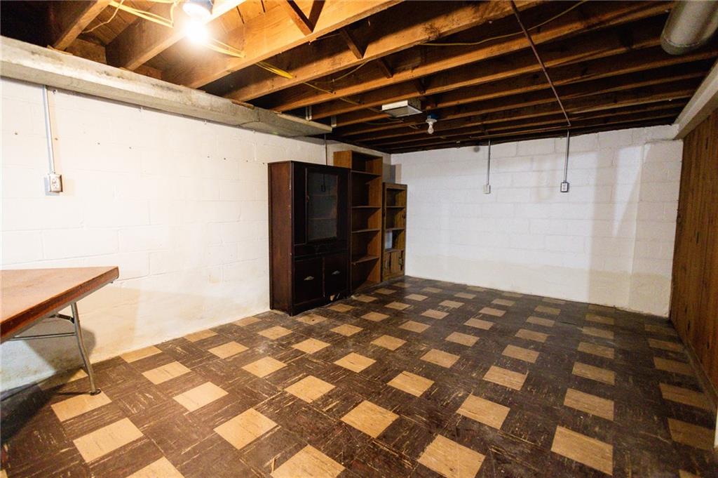 St Joseph, Missouri 64507, United States, 2 Bedrooms Bedrooms, ,1 BathroomBathrooms,Residential,Active,256303