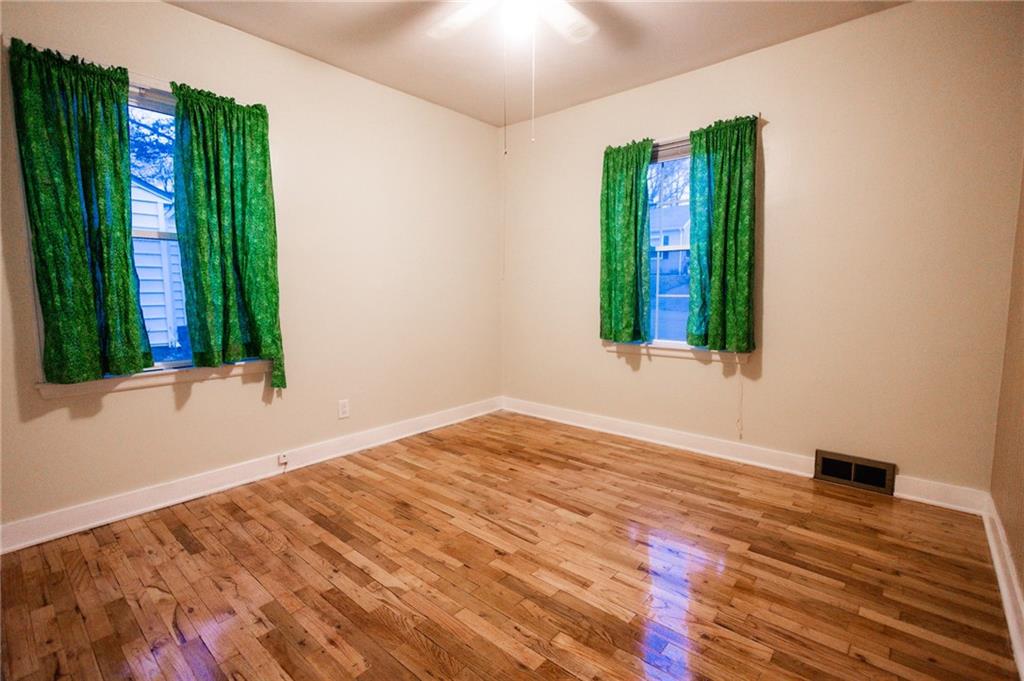 St Joseph, Missouri 64507, United States, 2 Bedrooms Bedrooms, ,1 BathroomBathrooms,Residential,Active,256303