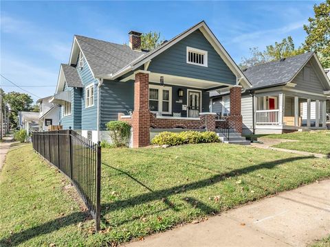 300 N Oakley Avenue, Kansas City, MO 64123 - MLS#: 2584379