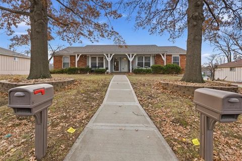 314 Melody Lane Lee's Summit MO 64063