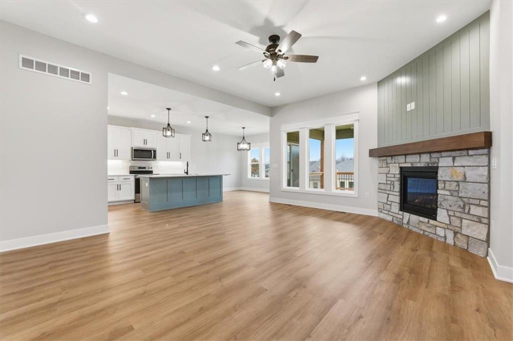 12417 Black Oak Circle