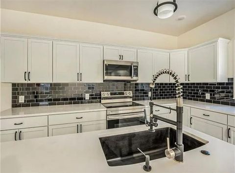 MLS: 2609871