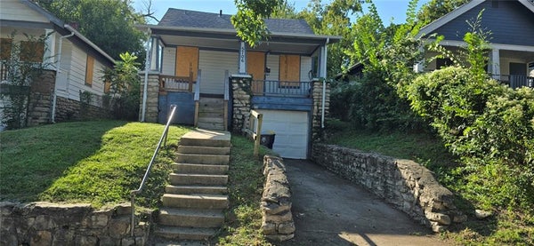 5706 WABASH AVE, KANSAS CITY, MO 64130 - Image a6fc08ebd1672b8ef3c66154da955dfe/3559707885