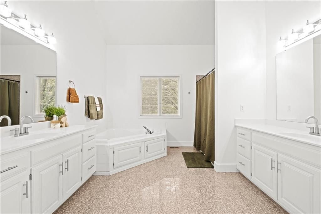 Photo of 5713 WIDMER Street, Shawnee, KS 66216 (MLS # 2592326)