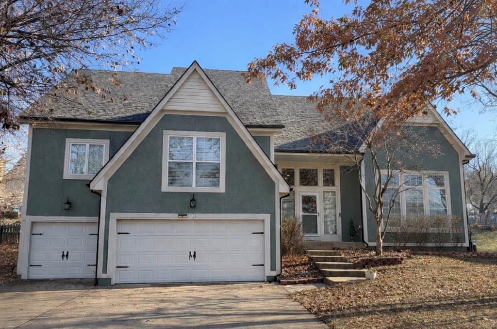 Photo of 5713 WIDMER Street, Shawnee, KS 66216 (MLS # 2592326)