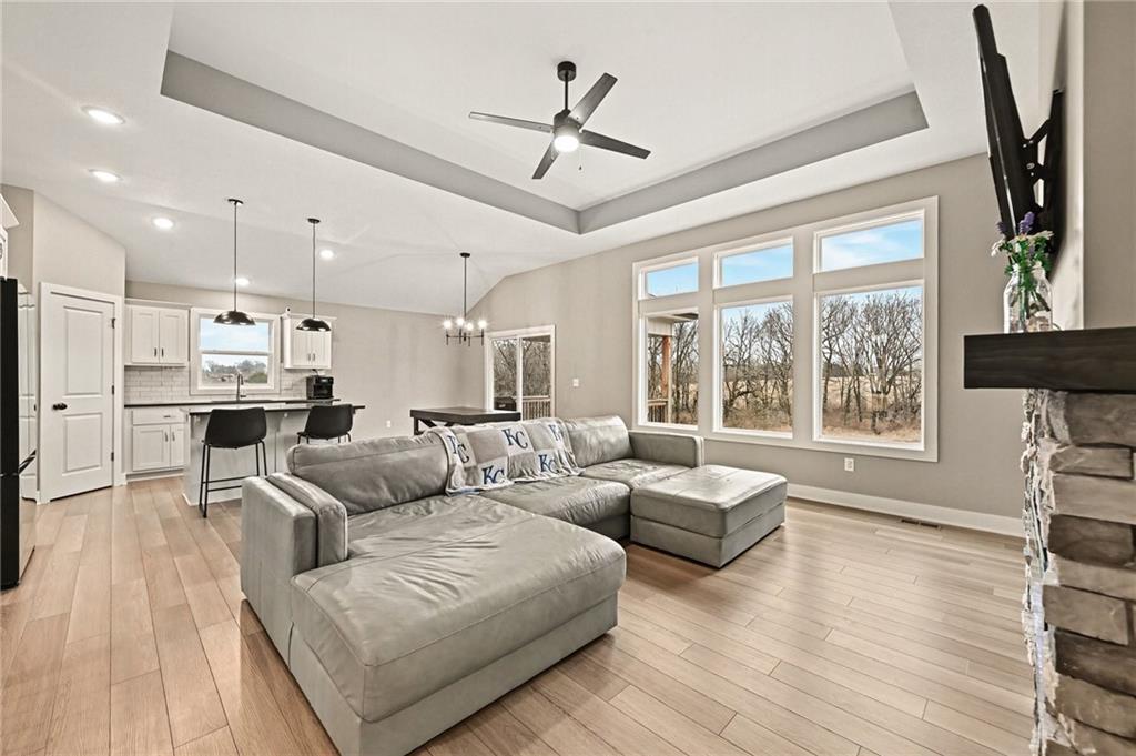 12203 N Virginia Avenue