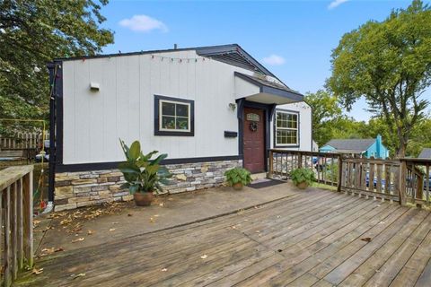 Photo of 3701 Walker Avenue, Kansas City, KS 66102 (MLS # 2584029) Photo of 3701 Walker Avenue, Kansas City, KS 66102 (MLS # 2584029)