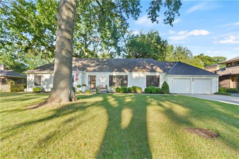 9410 Ensley Lane Leawood KS 66206