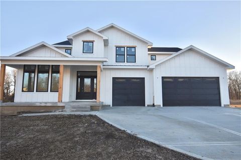 8373 NE 77 Court Kansas City MO 64168