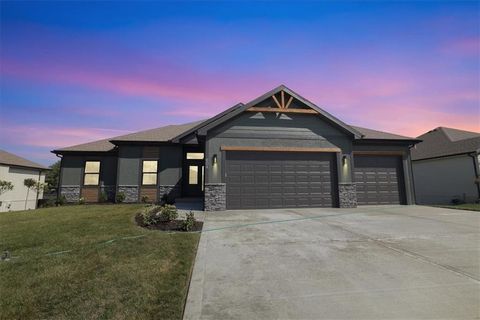 604 Blackhawke Drive, Smithville, MO 64089 - MLS#: 2545887