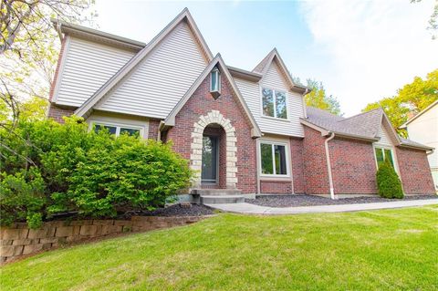 Photo of 1511 SW Meyer Boulevard, Blue Springs, MO 64015 (MLS # 2617656)