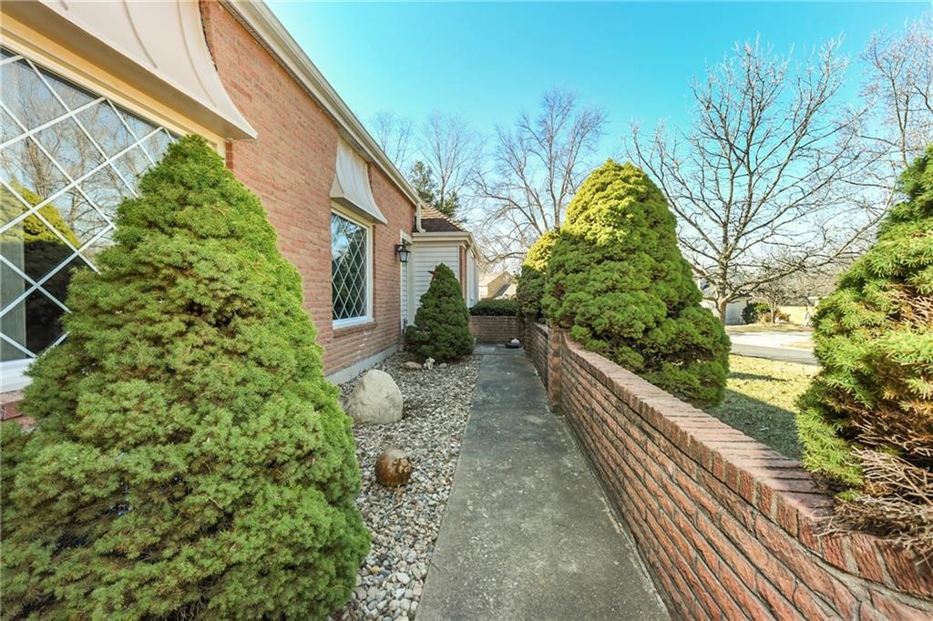 3501 NE Shady Lane Drive