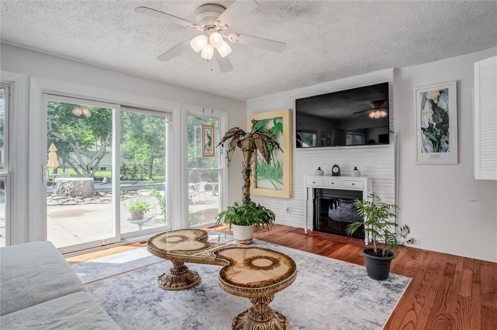 8112 Dearborn Drive
